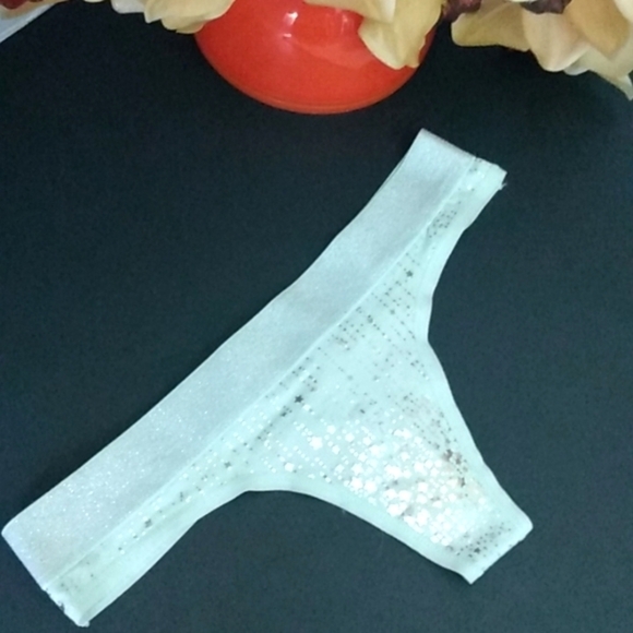 109 VICTORIA'S SECRET SPARKLE THING PANTY SIZE XS/S NWT - Picture 2 of 7